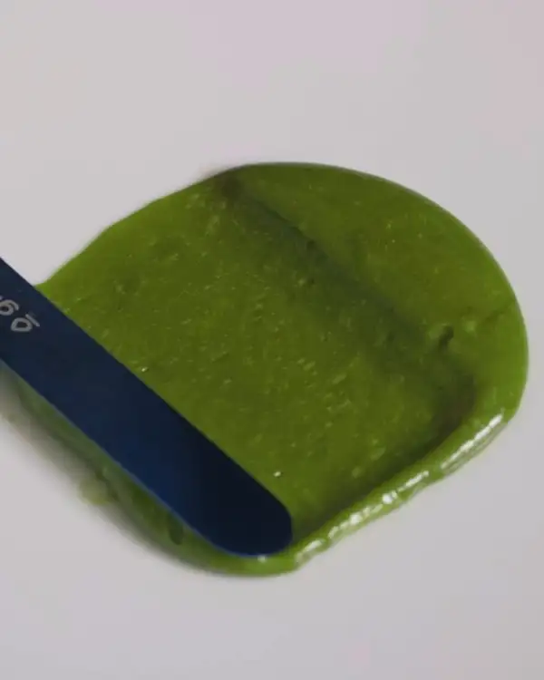 #2 Freeze-Dried Oyster Leaf Hollandaise