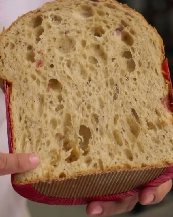#11 Weißer Schokoladen- & Beeren-Panettone: Formen & Backen