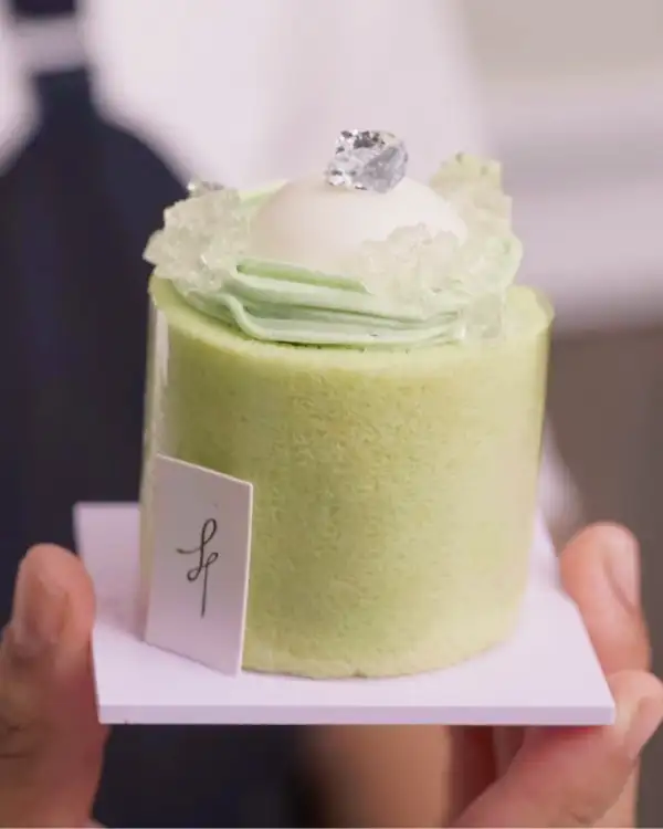 #15 Cendol Entremet Assembly