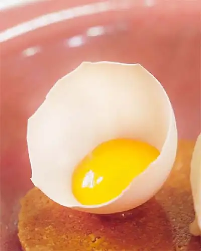 #7 Sugar Eggshells