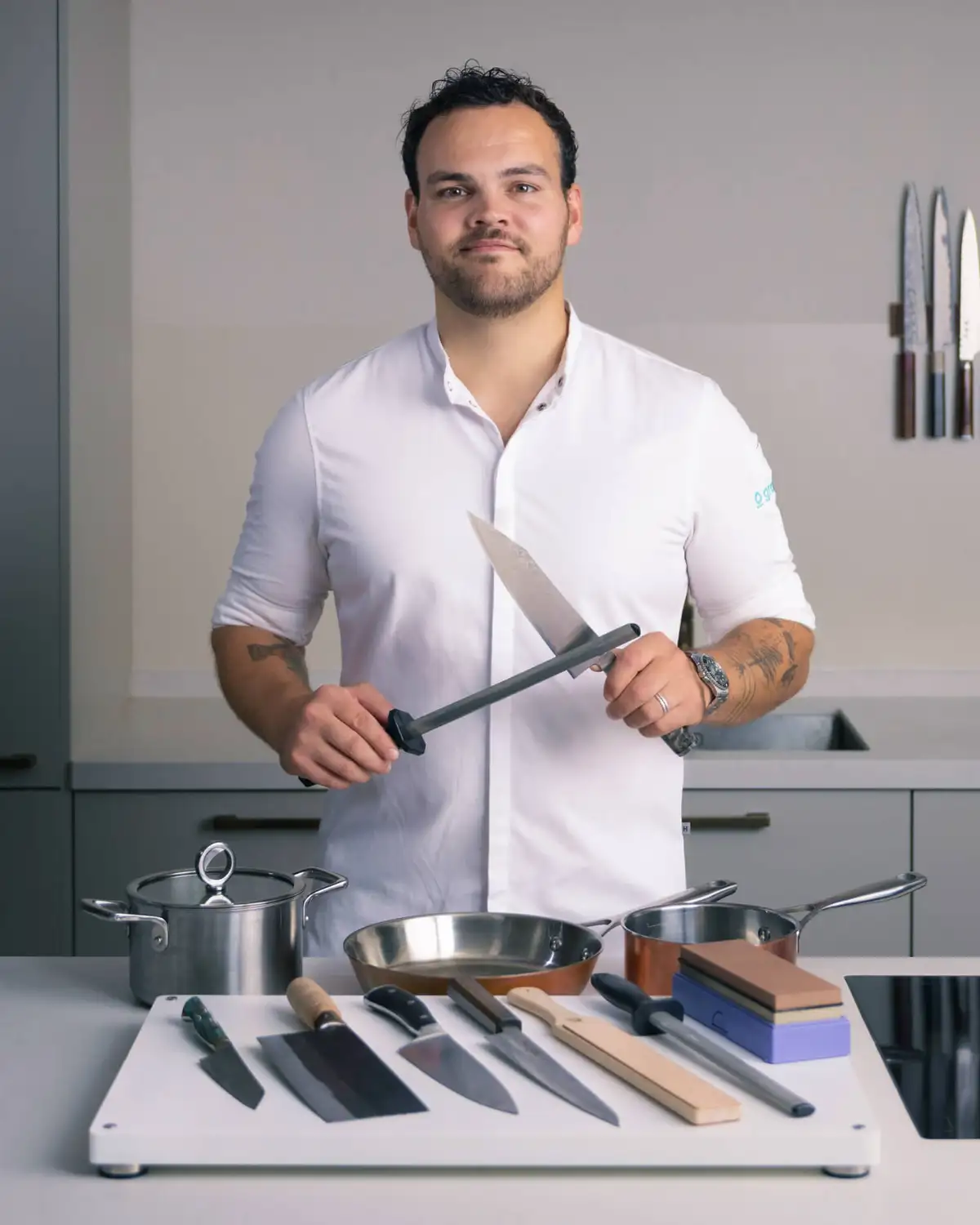 Knives & Equipment