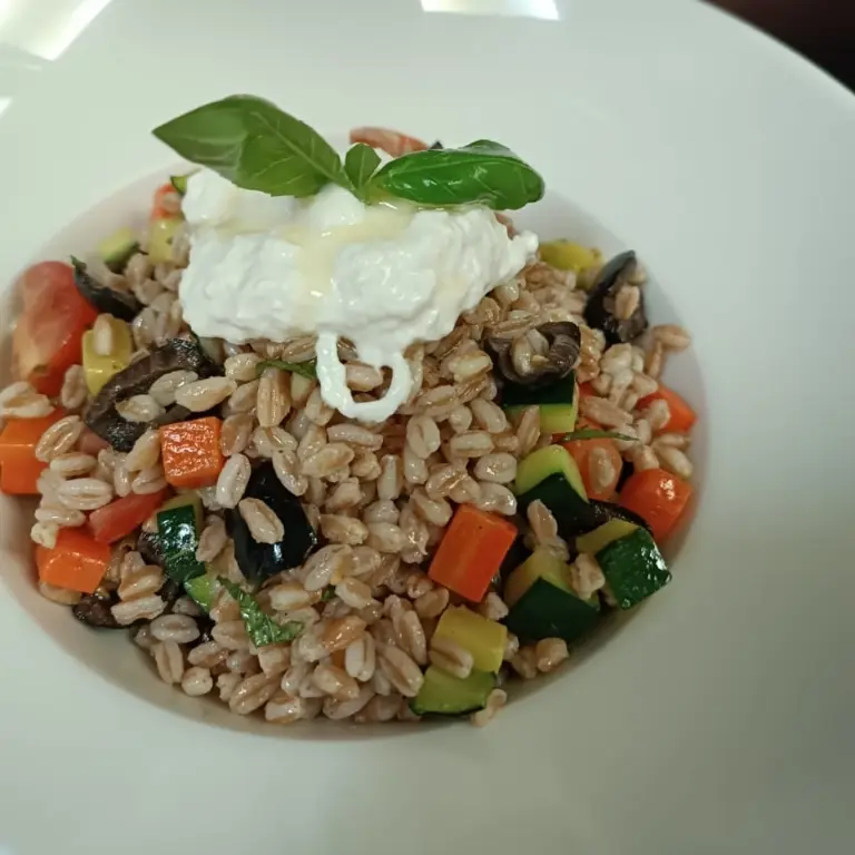 creation thumb for Pearled Farro salad