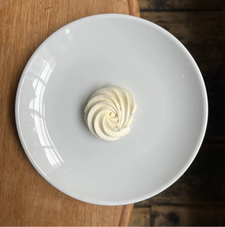 creation thumb for Mascarpone-vanilla whipping cream