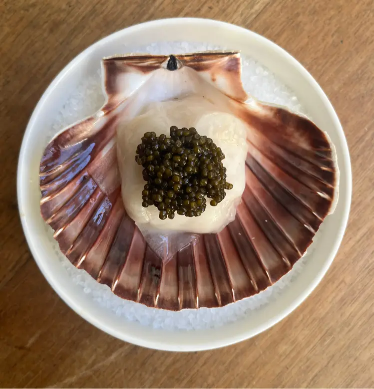 creation thumb for Fresh scallop, lardo di colonnata, caviar