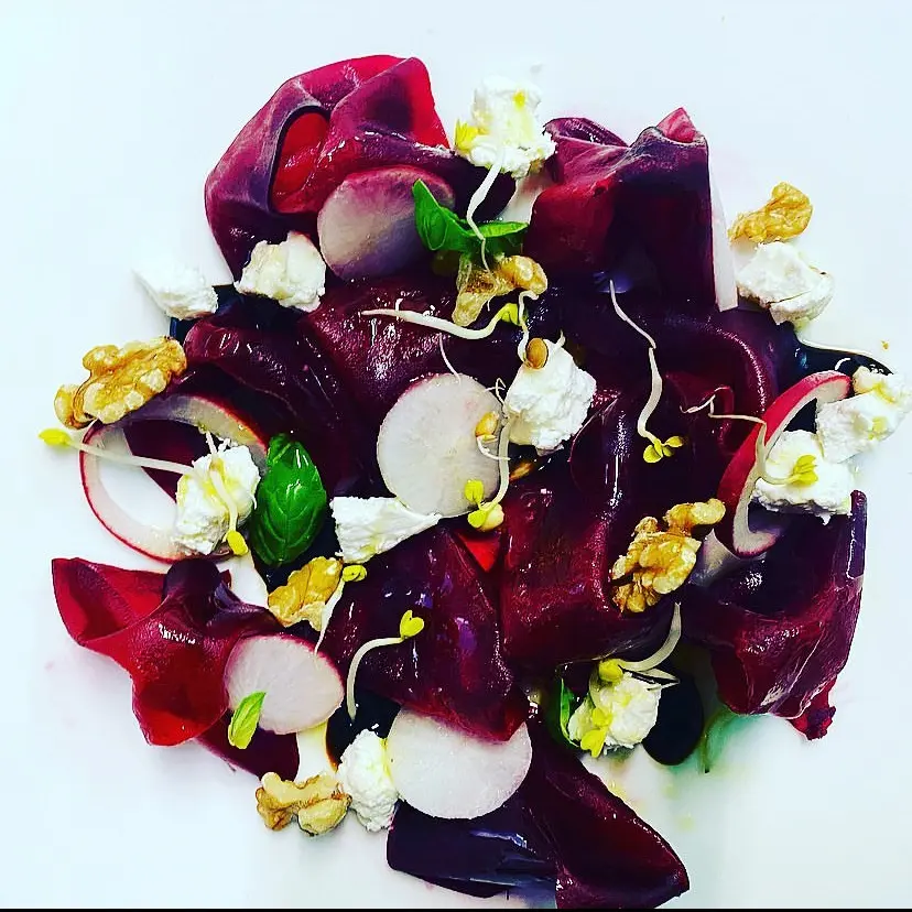 creation thumb for Beetroot with feta and walnuts