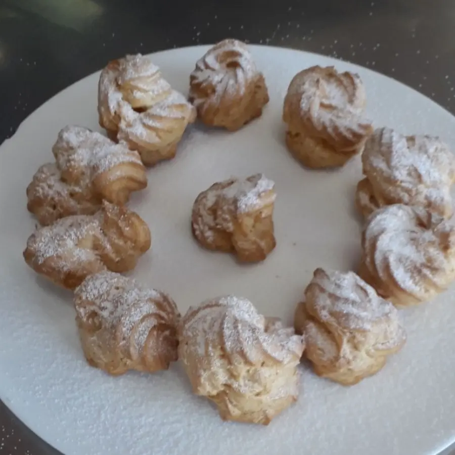creation thumb for Profiteroles