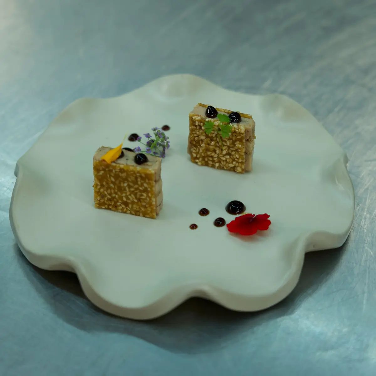 creation thumb for Pasteli con foie gras y anguila ahumada