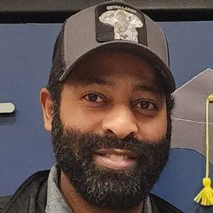 Shaun Lyons