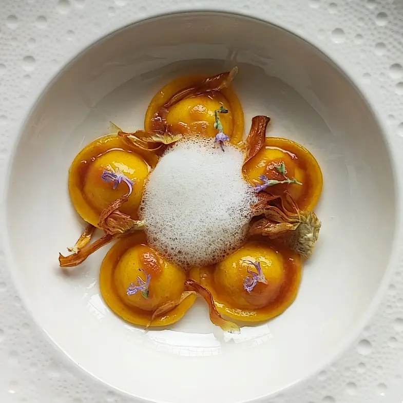 creation thumb for Aria di pecorino, colatura e carciofi su carbonara liquida
