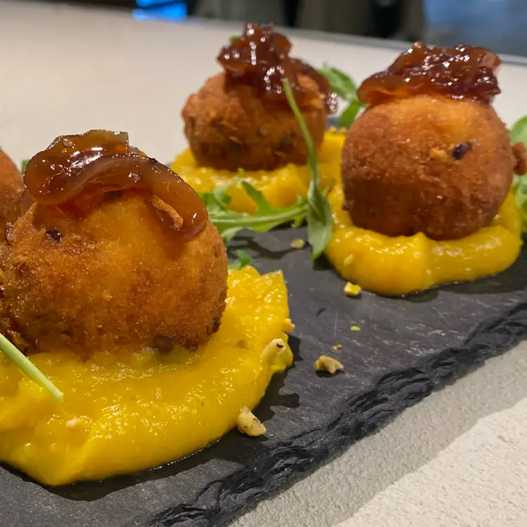creation thumb for Shrimp meatballs, pumpkin cream, caramelized onion