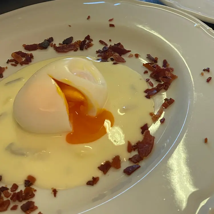 creation thumb for Barzotto egg on parmesan fondue and culatello crumble