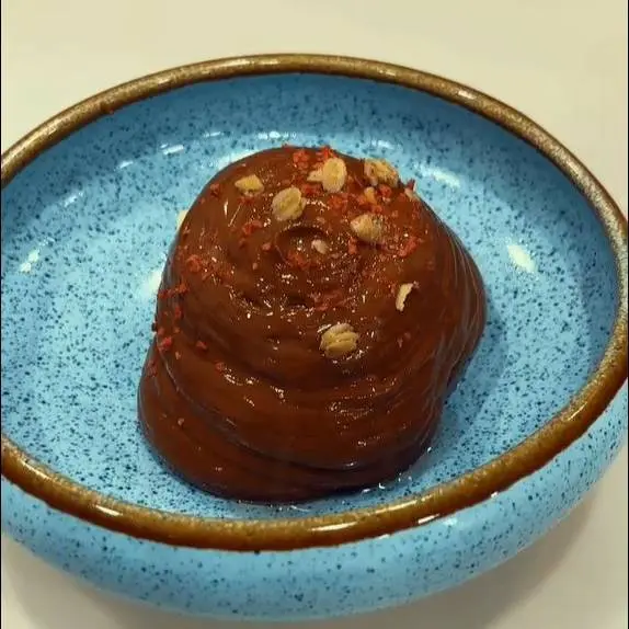 creation thumb for mousse de chocolate caliente iSi