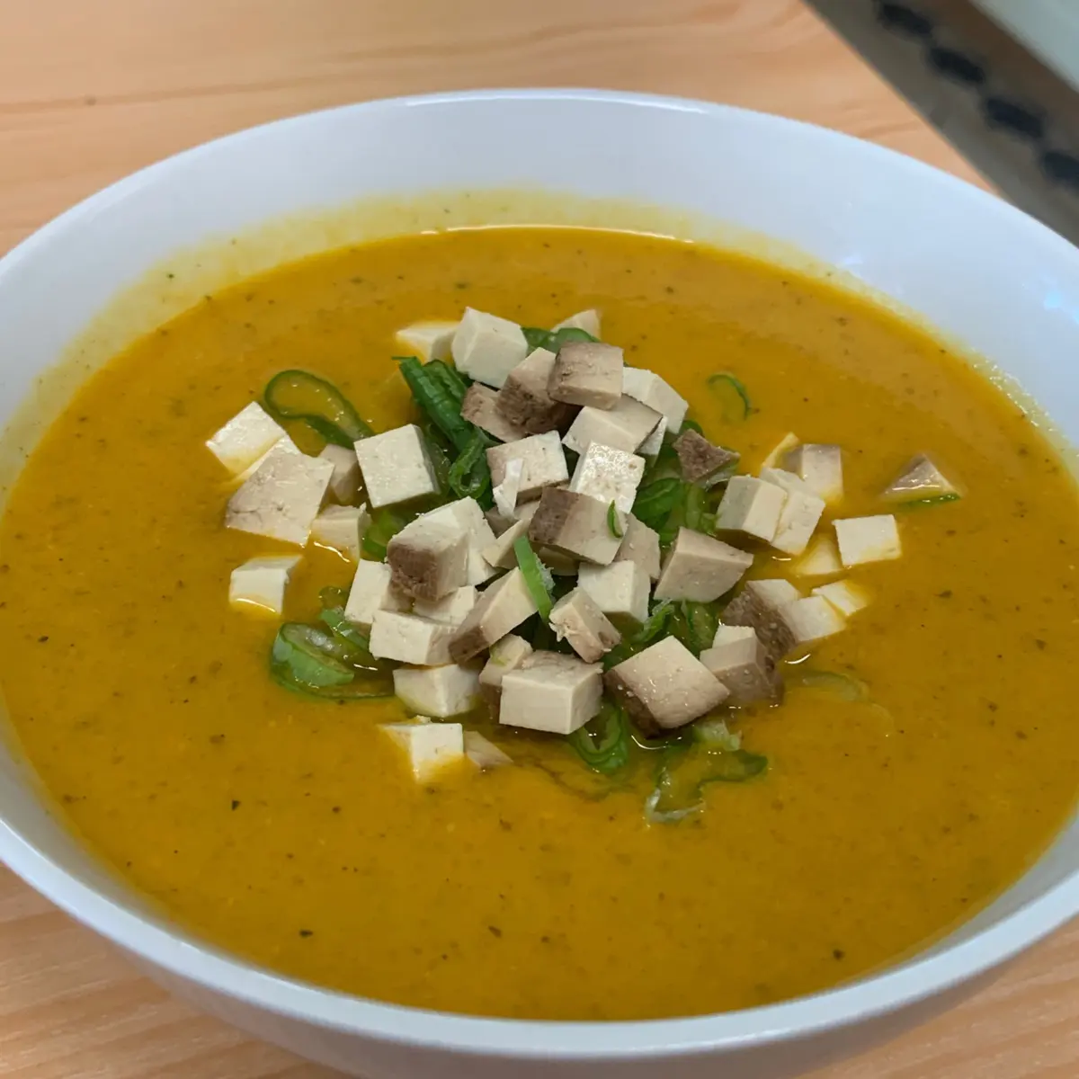 creation thumb for Curry cream soup with spring onions and tofu