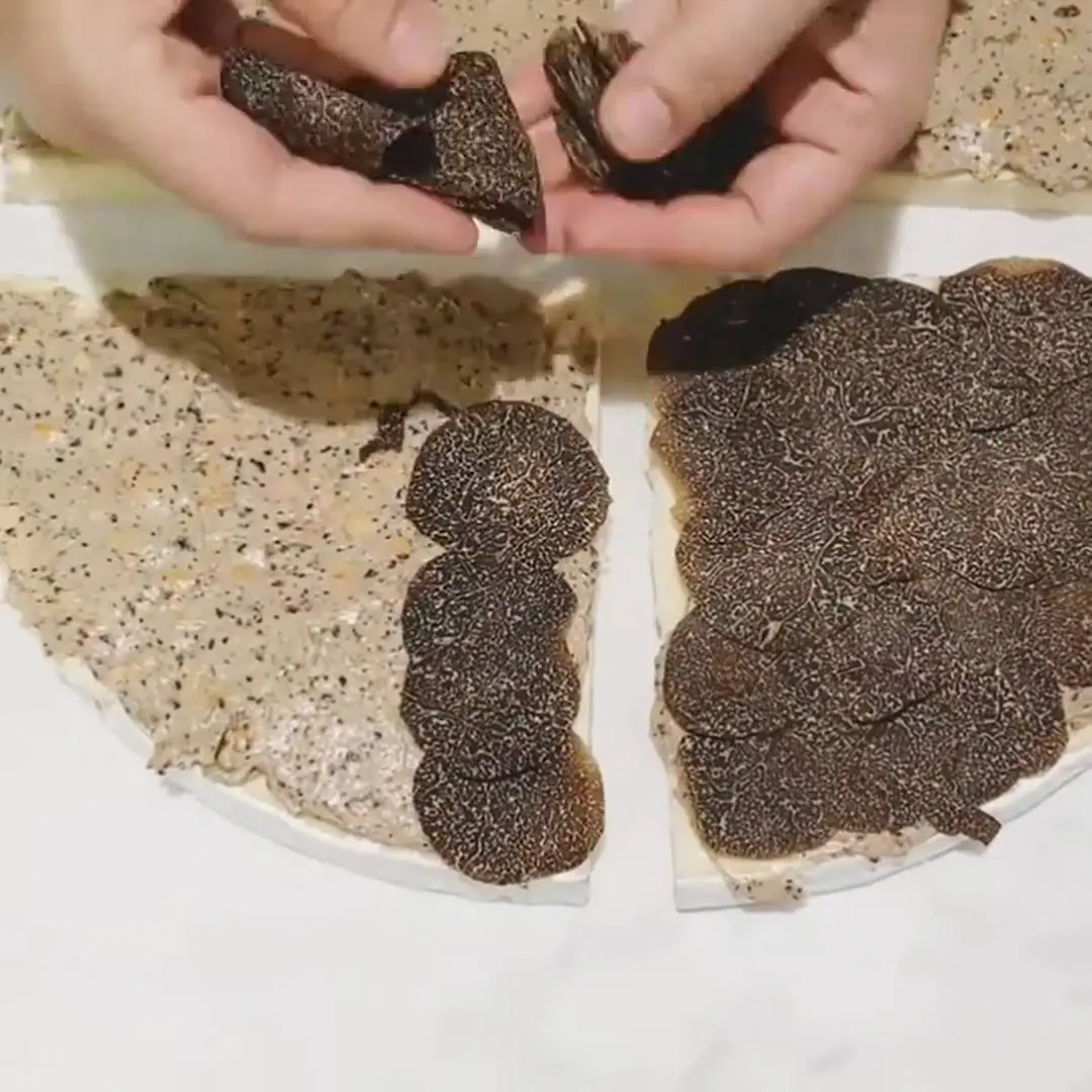 creation thumb for Black truffle Brie
