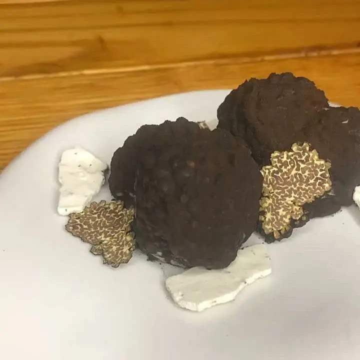 creation thumb for Black sesame truffle and white chocolate panna cotta