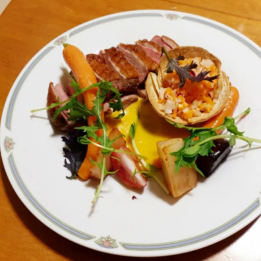 creation thumb for Duck with roast veggies