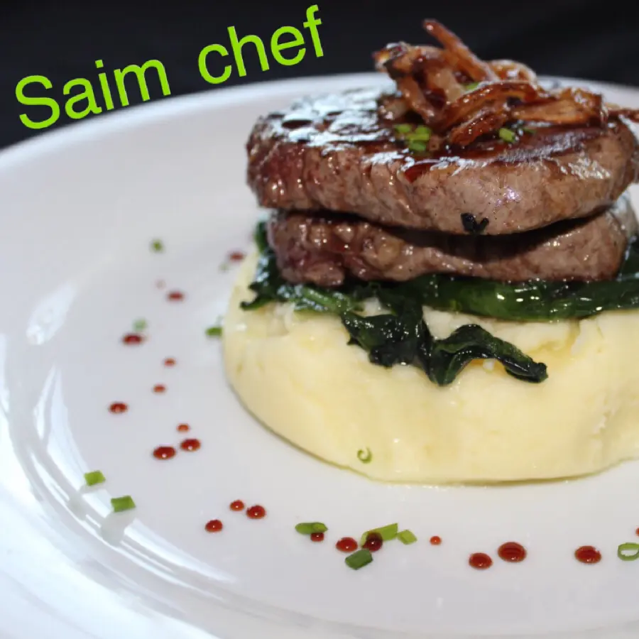 creation thumb for Steak with mashed potatoes and spinach