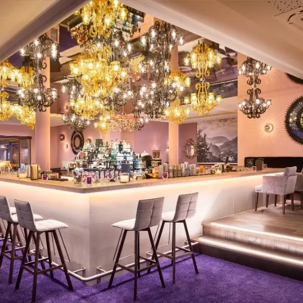 creation thumb for Place to be - die Lilien-Lounge & Bar am See