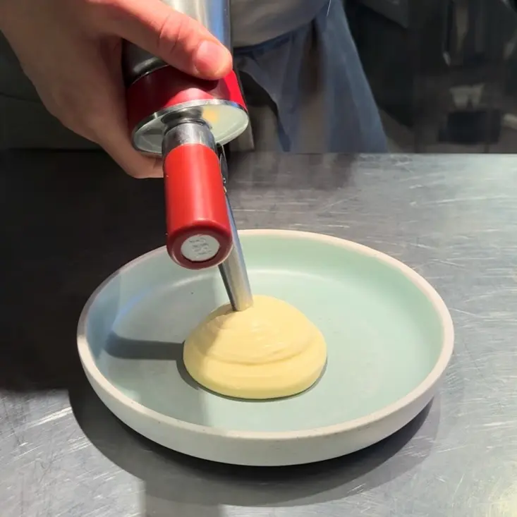 creation thumb for Siphon Hollandaise