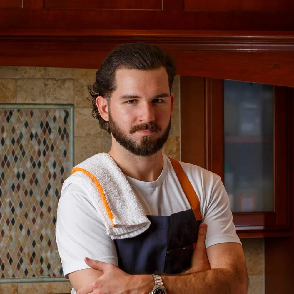 Petey Cooks