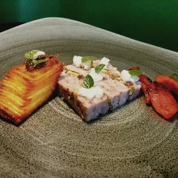creation thumb for Maialino in terrina