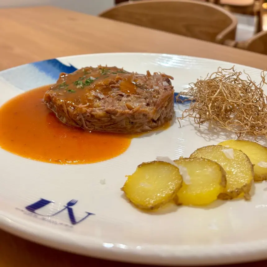 creation thumb for Blanquette de rabo de toro 🐂