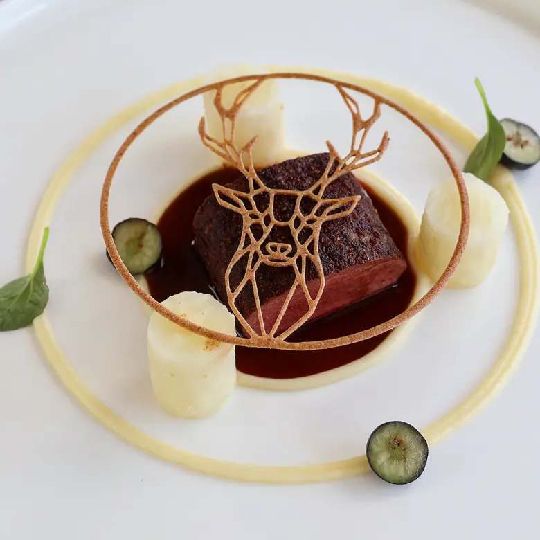 creation thumb for Venison / Celeriac / Blueberries 🦌 🫐