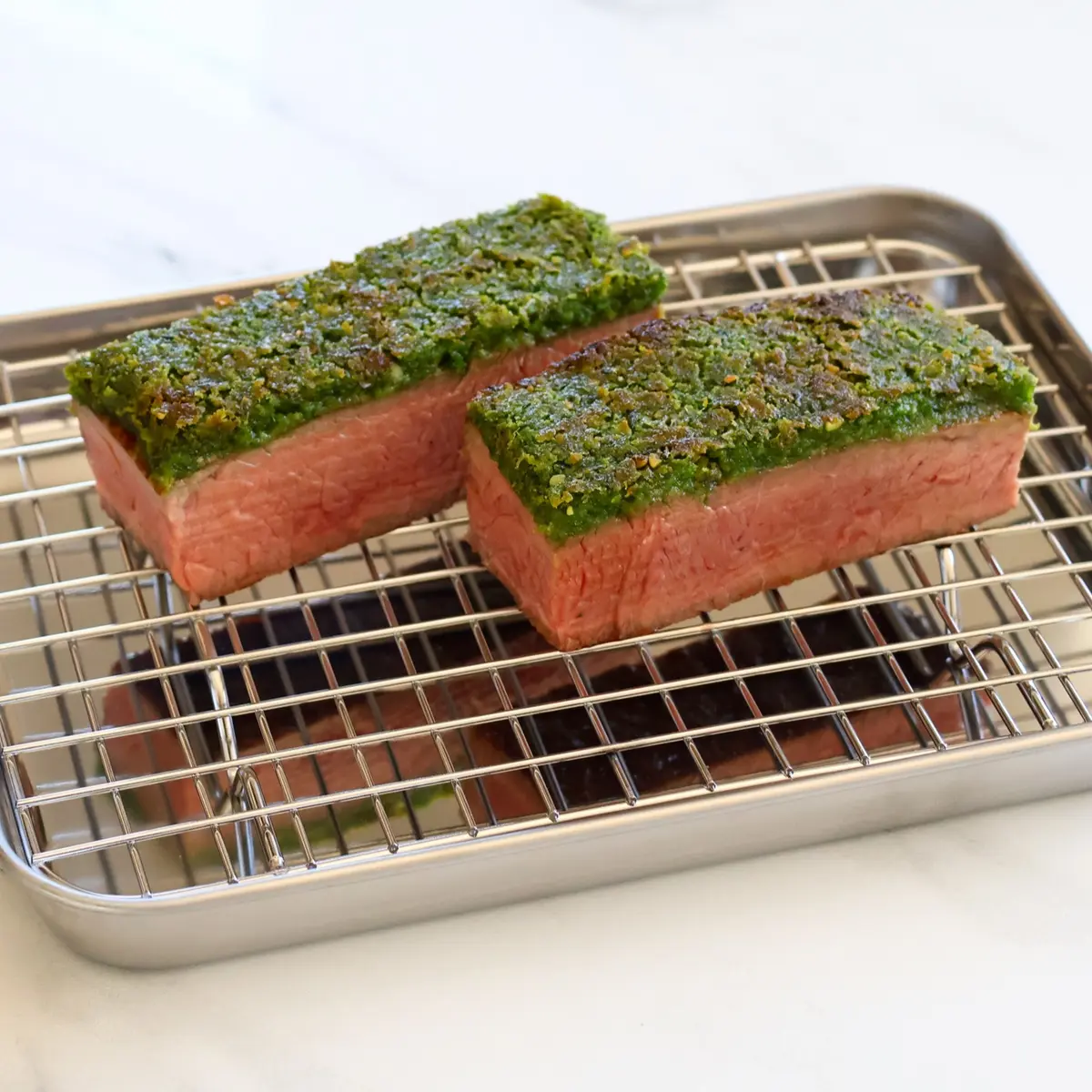 creation thumb for Manzo Sous Vide con Crosta di Aglio Selvatico