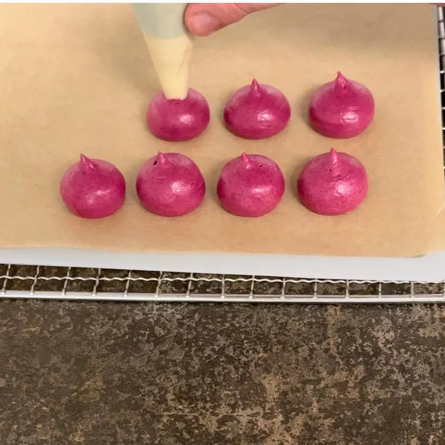 creation thumb for Red Cabbage Meringue