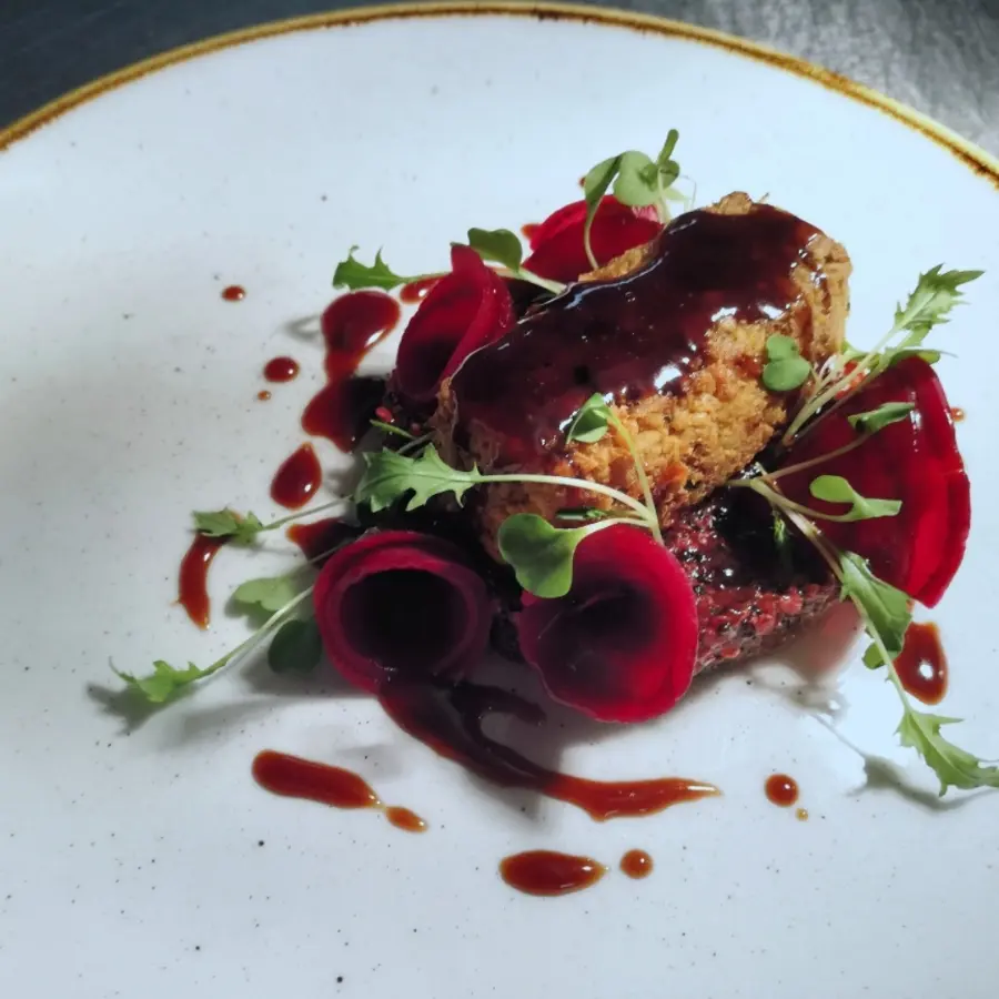 creation thumb for Falafel, quinoa e barbabietola, jus vegetale.