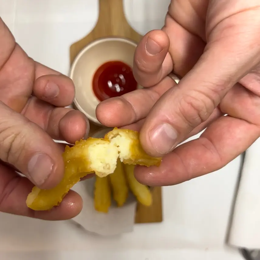 creation thumb for Churros de pommes de terre 🥔