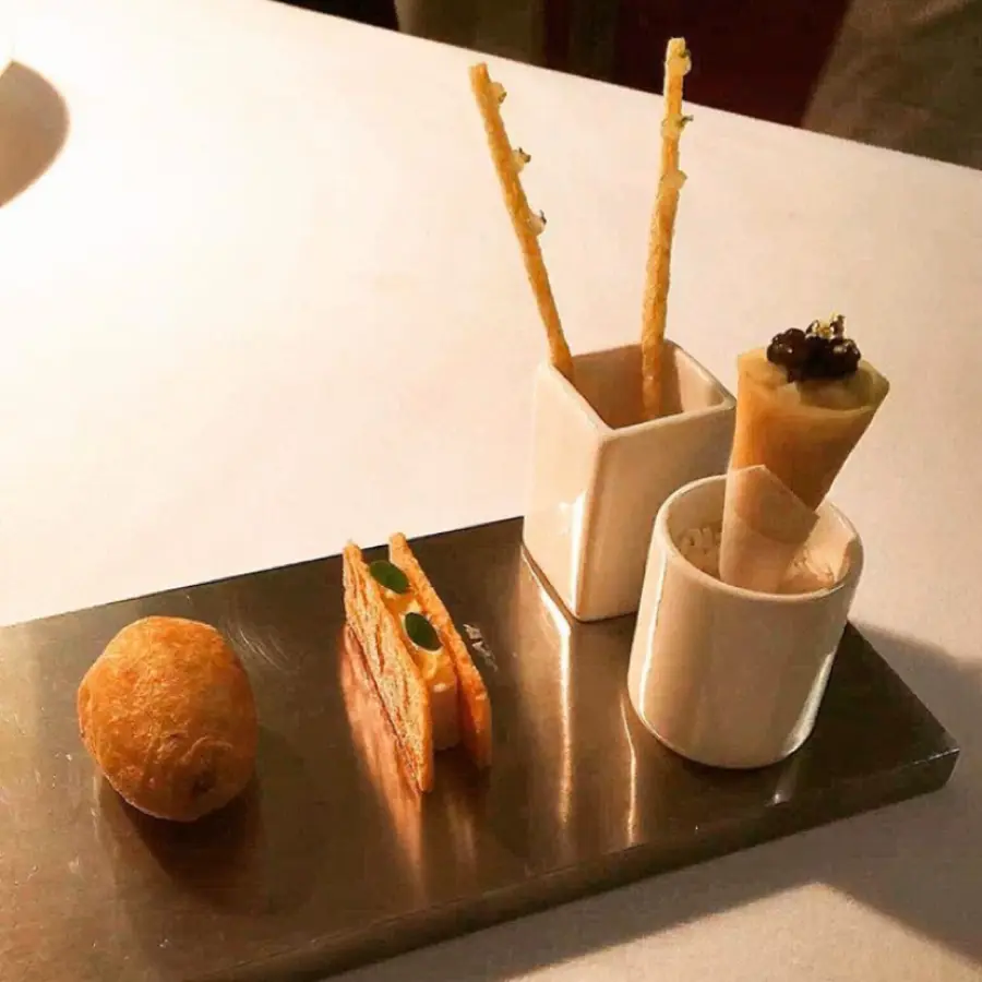 creation thumb for Welcome canapes