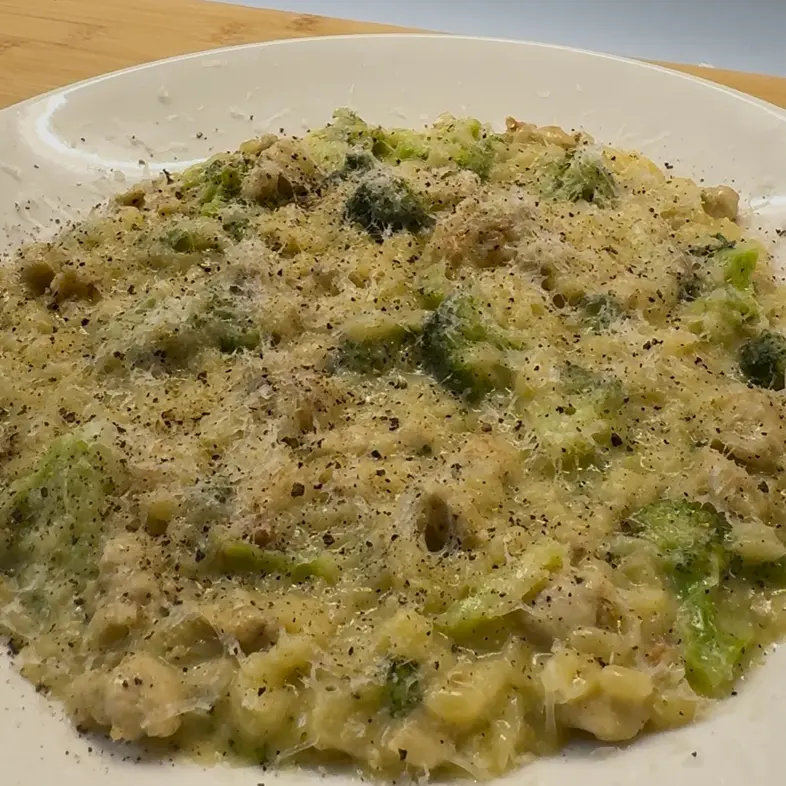 creation thumb for Orzo with chicken and broccoli