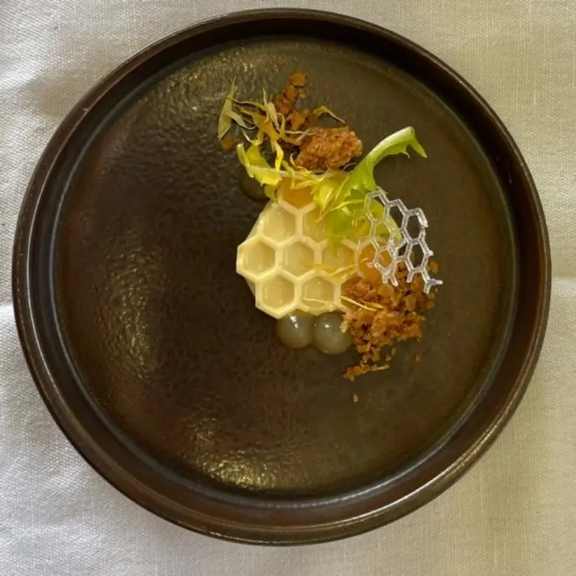 creation thumb for Alpine flower honey/oat flakes/lemon thyme