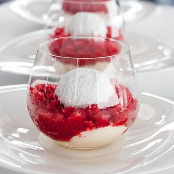 creation thumb for Dessert aus der Patisserie im Quay
