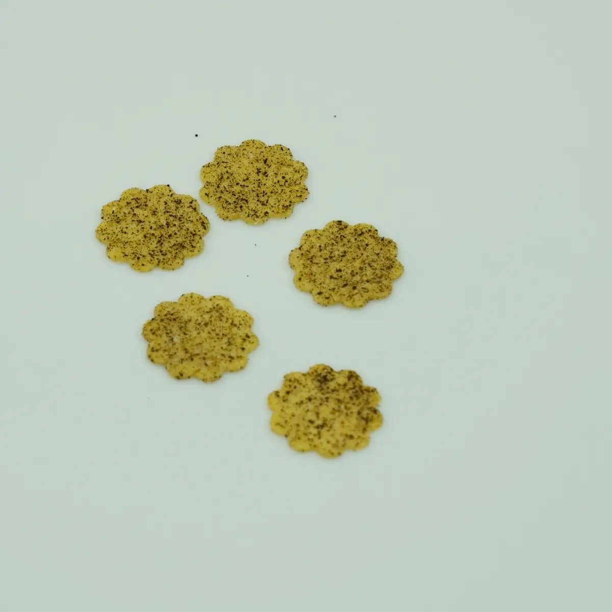 creation thumb for Black Lemon Crisps