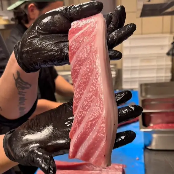 creation thumb for Filleting a Whole Tuna (Technique)