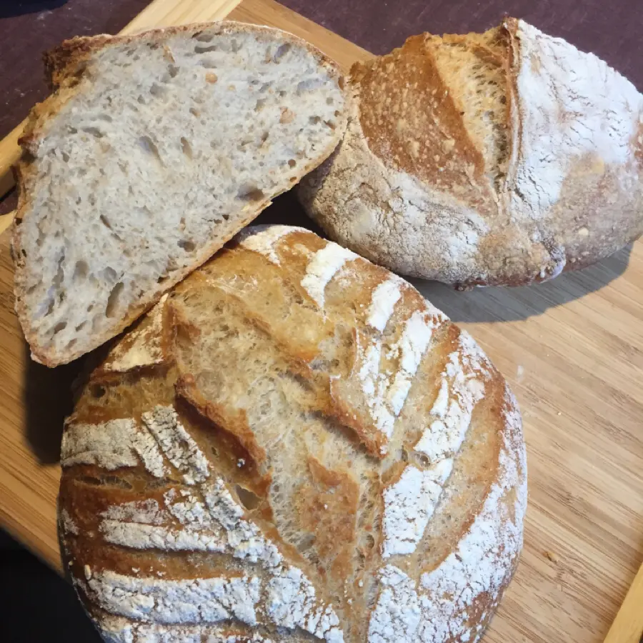 creation thumb for Weizensauerteigbrot mit erstem selbstgezüchtetem Sauerteig