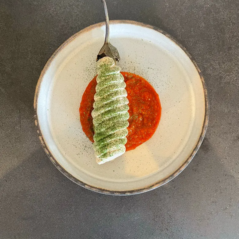 creation thumb for Melanzane Arrosto, Yogurt Tahina E Soia, Salsa Di Pomodoro Affumicato