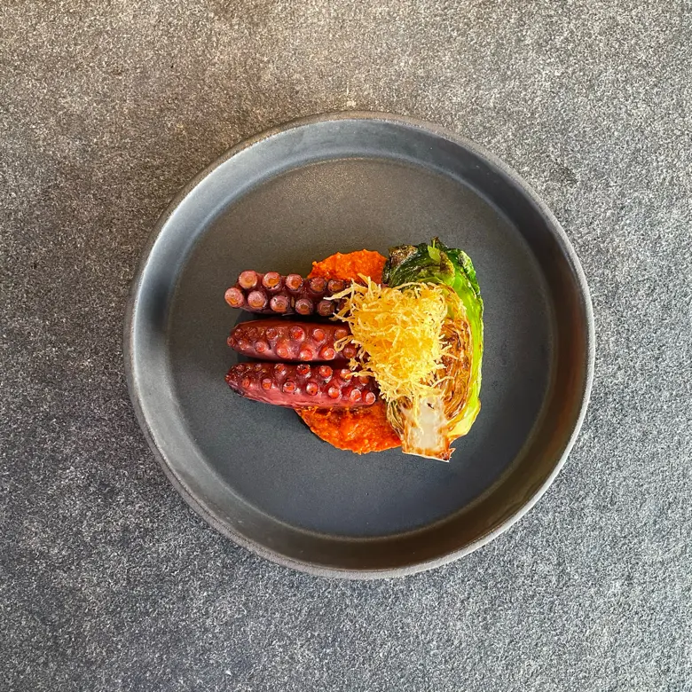 creation thumb for Polpo, Romesco, Gemma alla griglia, Fiammiferi di patate