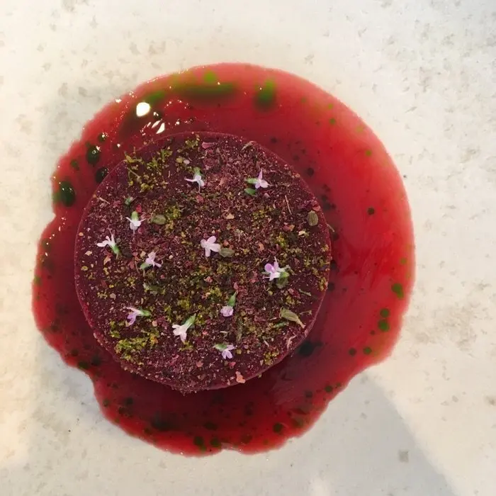 creation thumb for rhabarber, rote bete, lakritze und creme fraiche sorbet