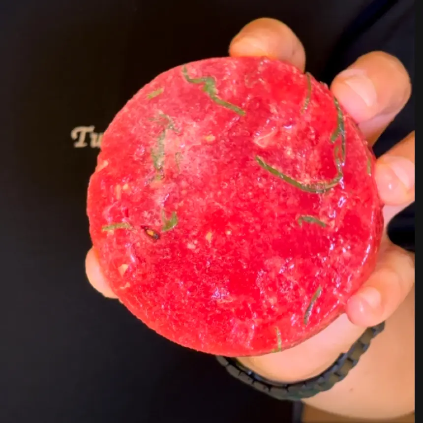 creation thumb for Komprimierte Wassermelone mit Kirschen 🍒 🍉