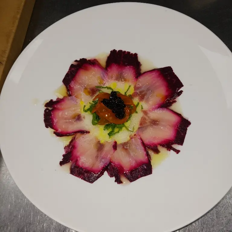 creation thumb for flower-shaped fish carpaccio