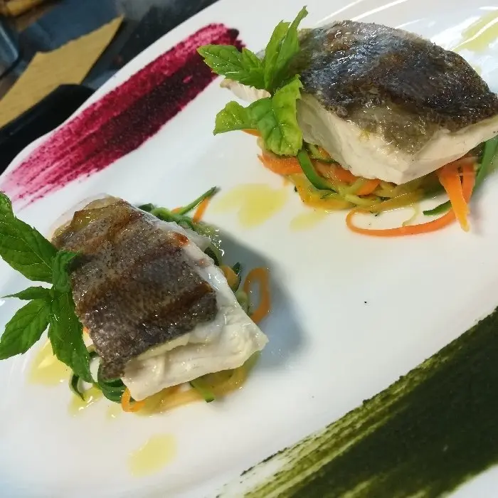 creation thumb for Trancio di Ricciola alla piastra con verdure julienne saltate al burro chiarificato