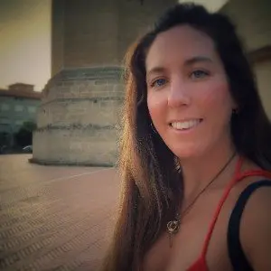 Sara C.