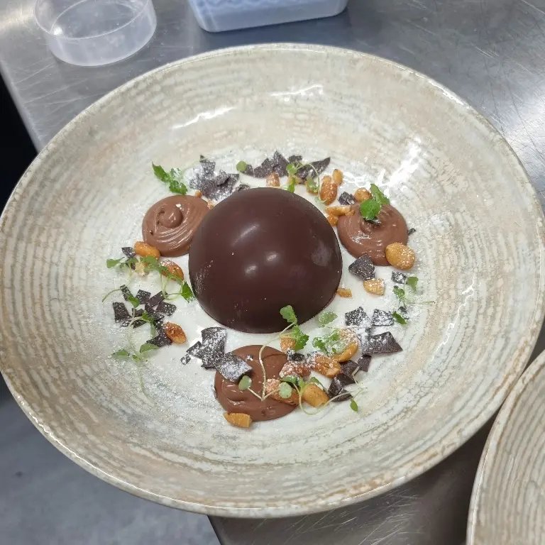 creation thumb for Peanut butter parfait with candied peanuts chocolate mouse