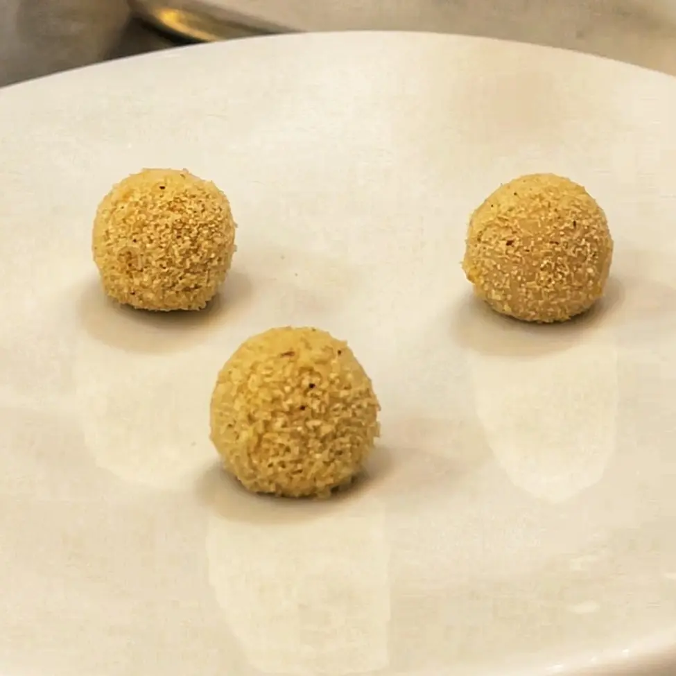 creation thumb for Bonbon di foie e carquinyolis
