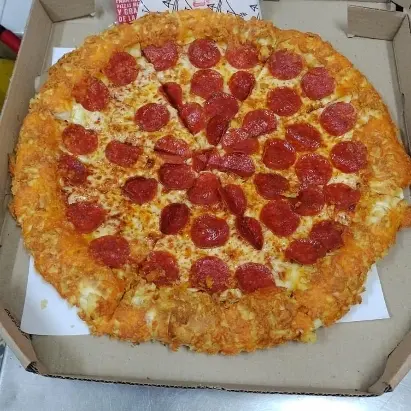 creation thumb for Pepperoni pizza crunch
