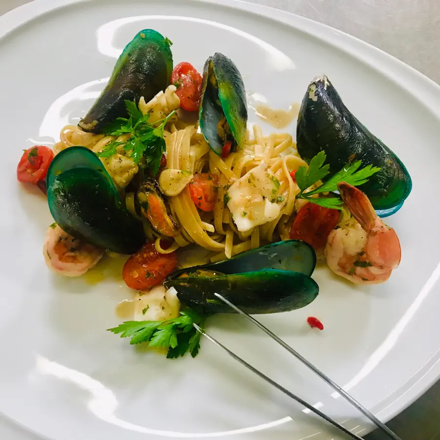 creation thumb for Linguine ai frutti di mare 🌊🦞