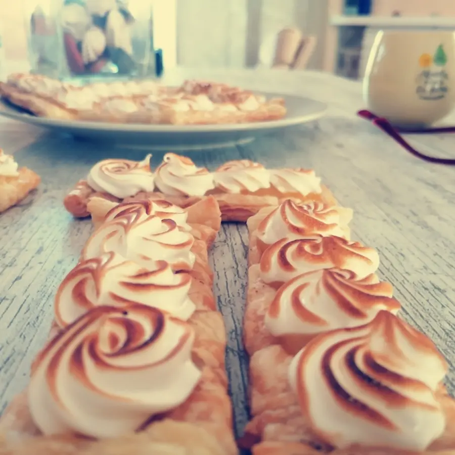 creation thumb for Creación de lemon pie with ginger meringue